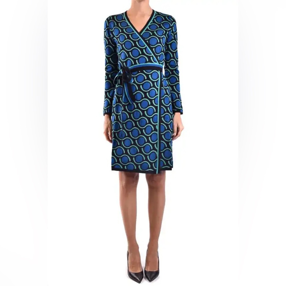 DIANE von FURSTENBERG Size Medium Betty Wrap Dress